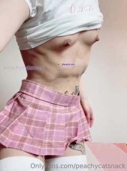 中韩混血博士生，超大阴蒂，撸铁肌肉女【peachy】自慰啪啪群P，下海拍A片，猛女 截图8