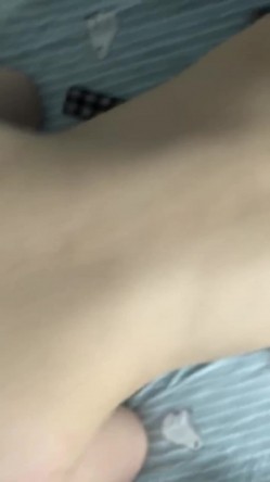 前方高能！对话刺激骚婊子的狂野偷情 ，疯狂后入大屁股 截图15