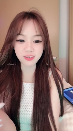 顶级女神 E杯爆乳【泡泡大王】抖奶舞曲 自慰 全程高然 截图1