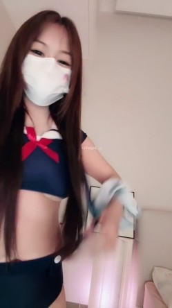顶级女神 E杯爆乳【泡泡大王】抖奶舞曲 自慰 全程高然 截图11