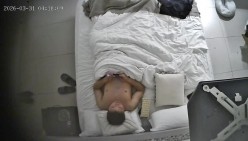 酒店上帝偷拍白肤长腿风衣美女被健壮男趴身上日逼 截图2