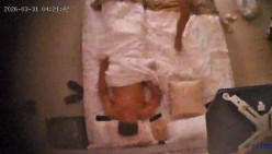 酒店上帝偷拍白肤长腿风衣美女被健壮男趴身上日逼 截图3