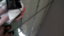 推荐 【车展白丝车模】恋足爱好者过年了，一大片情趣白丝，好身材大长腿，都是颜值靓女，能舔一口就好满足 截图13