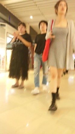 大师系列 商场地铁贴身CD 居然还有妹子无内上街 截图15