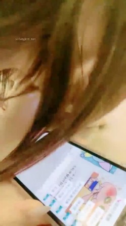 美腿漂亮妹子【南城婠】下海也几个月了，终于第一次被操，观赏性极强，长得好看又骚，跳舞骚死了，被狠操 表情很酸爽 截图14