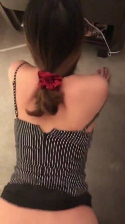【极品性爱 精品泄密】最新反差婊性爱私拍流出 十位美女惊艳出镜 漂亮美乳内射流精特写 完美露脸 截图11