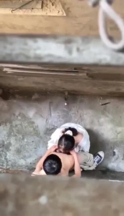 【情侣泄密大礼包】多位反差女友的真实面目被曝光（15位美女良家出镜）清纯的外表下隐藏着一颗骚动的心 截图5