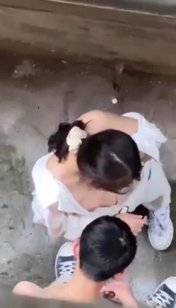 【情侣泄密大礼包】多位反差女友的真实面目被曝光（15位美女良家出镜）清纯的外表下隐藏着一颗骚动的心 截图15