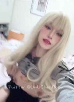 反差符文少女『阿璃Ahri』被按在椅子上后入翘臀 纤纤美腿玲珑身段劲爆完美身材，软糯滚烫蜜道操到腿软 截图2