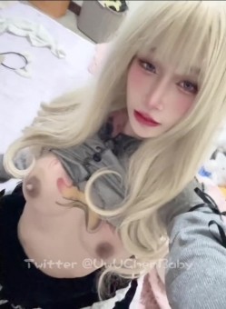 反差符文少女『阿璃Ahri』被按在椅子上后入翘臀 纤纤美腿玲珑身段劲爆完美身材，软糯滚烫蜜道操到腿软 截图3