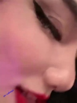 你的女神有钱人的母狗！极品巨乳，外围绿茶婊【顾灵曦】吃金主肉棒被金主肏，非常母狗 截图6