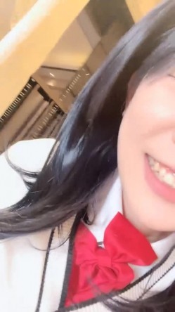 【京鱼儿】19岁童颜巨乳少女 各种服装 道具自慰 20小时，超大合集 截图8