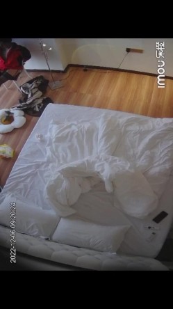 安防乐橙摄像头偷拍3部变态男行为艺术表演？性取向特殊？ 截图3