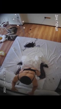 安防乐橙摄像头偷拍3部变态男行为艺术表演？性取向特殊？ 截图12