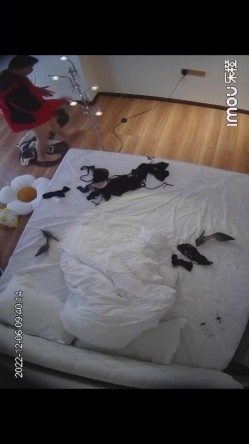 安防乐橙摄像头偷拍3部变态男行为艺术表演？性取向特殊？ 截图15