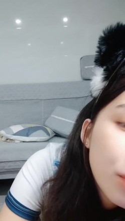 极品高颜冷艳御姐，反差小妈感女主播「金刚护撸娃」「小奶猫」密码房激情淫语撩骚，和姐妹下海大秀，互舔互口假鸡巴互插 截图14