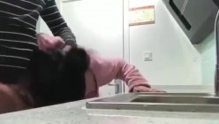 男子趁家里没人在厨房强行干了表嫂 我喊人了你这样 你家伙不是害人吗 对话刺激 截图8