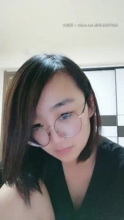 【研究生无奈】学霸下海历程13天全收录，理科学霸，从网贷的漩涡，到卖肉的泥潭，讲述跟前男友的性爱，从最初的拘谨到黑牛道具都精通 截图12