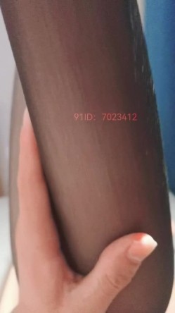 诗书饱腹经论的小师妹，柔软的身体，，穿起黑丝反差太大了，做爱实在是太爽，躺在爆插叫床声如此淫荡！ 截图16
