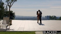 BLACKED.15.02.09.Angela.White.XXX.1080p.MP4-KTR[XC] 截图4