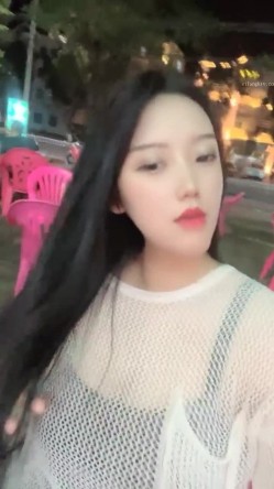 【178小宝贝】高挑性感身材巨乳美女，性感大奶子扭动，掰开大屁股特写 截图2