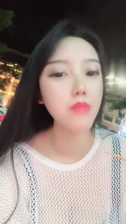 【178小宝贝】高挑性感身材巨乳美女，性感大奶子扭动，掰开大屁股特写 截图16