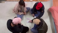 母狗训练营，丰满内涵闷骚女【安安】剧情演绎，打牌出老千被惩罚，捆绑口含扒光调教 截图1
