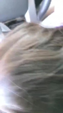 颠覆你认知喜欢刺激的高颜值模特美女高层性感露出高速开车俯身口交夜晚人行天桥啪啪 雨天路边车震 截图7