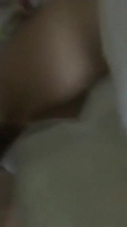 颠覆你认知喜欢刺激的高颜值模特美女高层性感露出高速开车俯身口交夜晚人行天桥啪啪 雨天路边车震 截图8