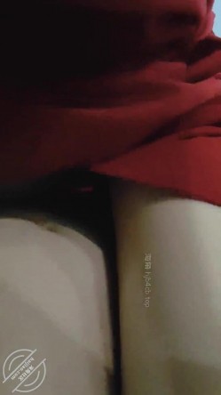 海角大神，【骚妻的浪叫】淫妻合集，把老婆灌醉和客户一起操迷醉的老婆，被操到瘫软哀求着浪叫 截图1