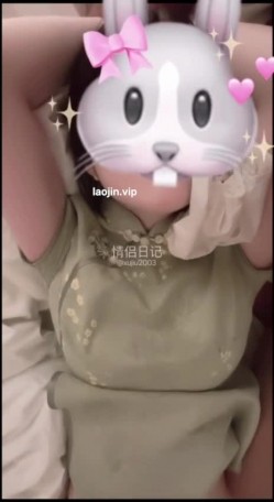 浙江绍兴乖巧JK女友，喜欢玩交换约单男，【情侣日记】，和大学生3P，微露脸，甜美乖巧反差好淫荡！ 截图1