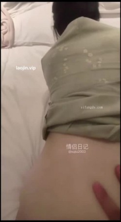 浙江绍兴乖巧JK女友，喜欢玩交换约单男，【情侣日记】，和大学生3P，微露脸，甜美乖巧反差好淫荡！ 截图13