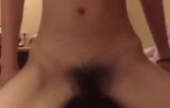 学姐真妩媚 不仅长得好看 关键骚啊 这巨大的反差感爱了 截图1