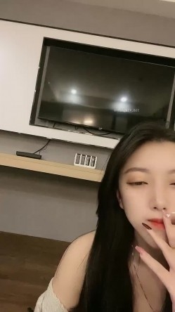 重磅！我的女神回来了~【奶球】无套内射~口爆~爽死了~！红极一时的女神回归，骚到爆炸~ 截图5