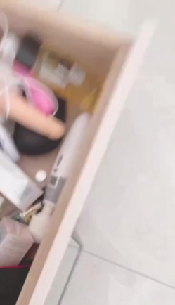 极品大长腿嫂子被大哥家暴 ️嫂子叫我去用鸡巴安慰她 截图10