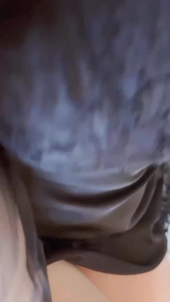 快手颜值骚少妇【文嫂夫人】黑丝假屌自慰，淫语调教，户外露出，户外自慰 截图10