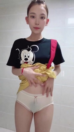 清纯校花 截图1