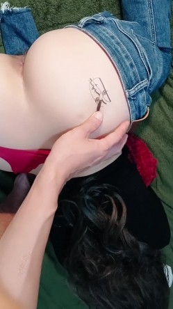 【丰臀淫尻】长发御姐超性感白皙蜜桃臀 极致后入看着小穴吞吐鸡巴 湿滑阴道无比享受 截图11