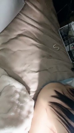 小骚骚 真淫荡 【06小朋友】貌似带姨妈被操 干出好多血液 截图4