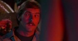Beneath.the.Valley.of.the.Ultra-Vixens.1979.XviD.BDRip.El.Bandito.avi 截图6