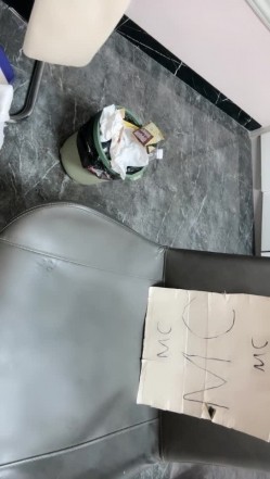 重磅~新尤物女神降临！~颜值身材秒杀一切网红明星，尺度全开翘臀扣穴自摸发骚【弯莞】翘臀扣穴 截图8