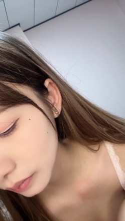 重磅~新尤物女神降临！~颜值身材秒杀一切网红明星，尺度全开翘臀扣穴自摸发骚【弯莞】翘臀扣穴 截图12