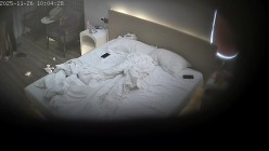 酒店偷拍 气质少妇和中年大叔偷情非常温柔的给大叔掏耳朵吃鸡热身 截图12
