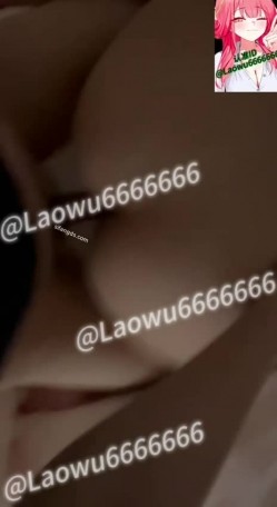 【绿帽淫妻】反差眼镜少妇，极品高颜值露脸人妻「SMMSMM」，约炮入珠单男，和上门推油男技师调情，被当作母狗多人淫趴调教 截图9