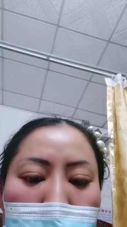 推油【盘医生】正宗少妇在店里偷拍客户全身精油推拿 跳弹 真实刺激，偷拍良家 截图1