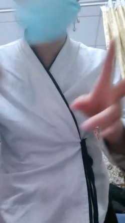 推油【盘医生】正宗少妇在店里偷拍客户全身精油推拿 跳弹 真实刺激，偷拍良家 截图11