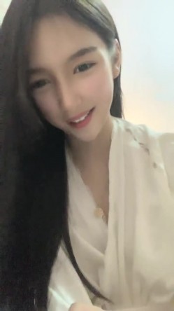 颜值爆表~【偷走一头猪】这么美也下海了 可惜了，从头到脚都长在了男人的审美上 截图16