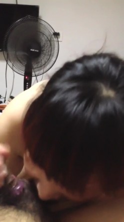 国产熟女篇系列22 在家接客的大奶熟女口硬了怕射的太快还给带个锁精环 这身材操起来太带劲了 截图7