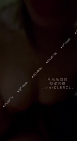 超极品媚黑人妻『Co668c』淫乱人妻被性欲冲昏头脑，只要是男人就可以操她，竟然约了在单位一直垂涎她的领导 截图16