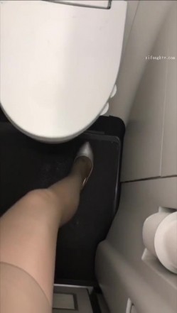 【真实空姐】各大航空美丽空姐不欲人知的真实反差 截图4